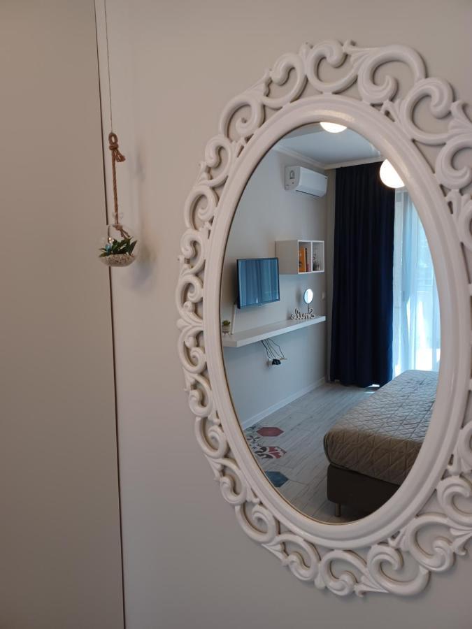 Tara Deluxe Apartment Varna Eksteriør billede